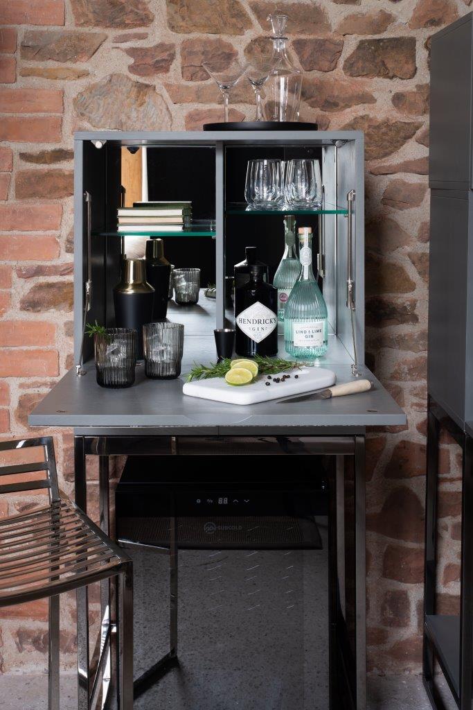 Savanna - Dark Chrome & Grey