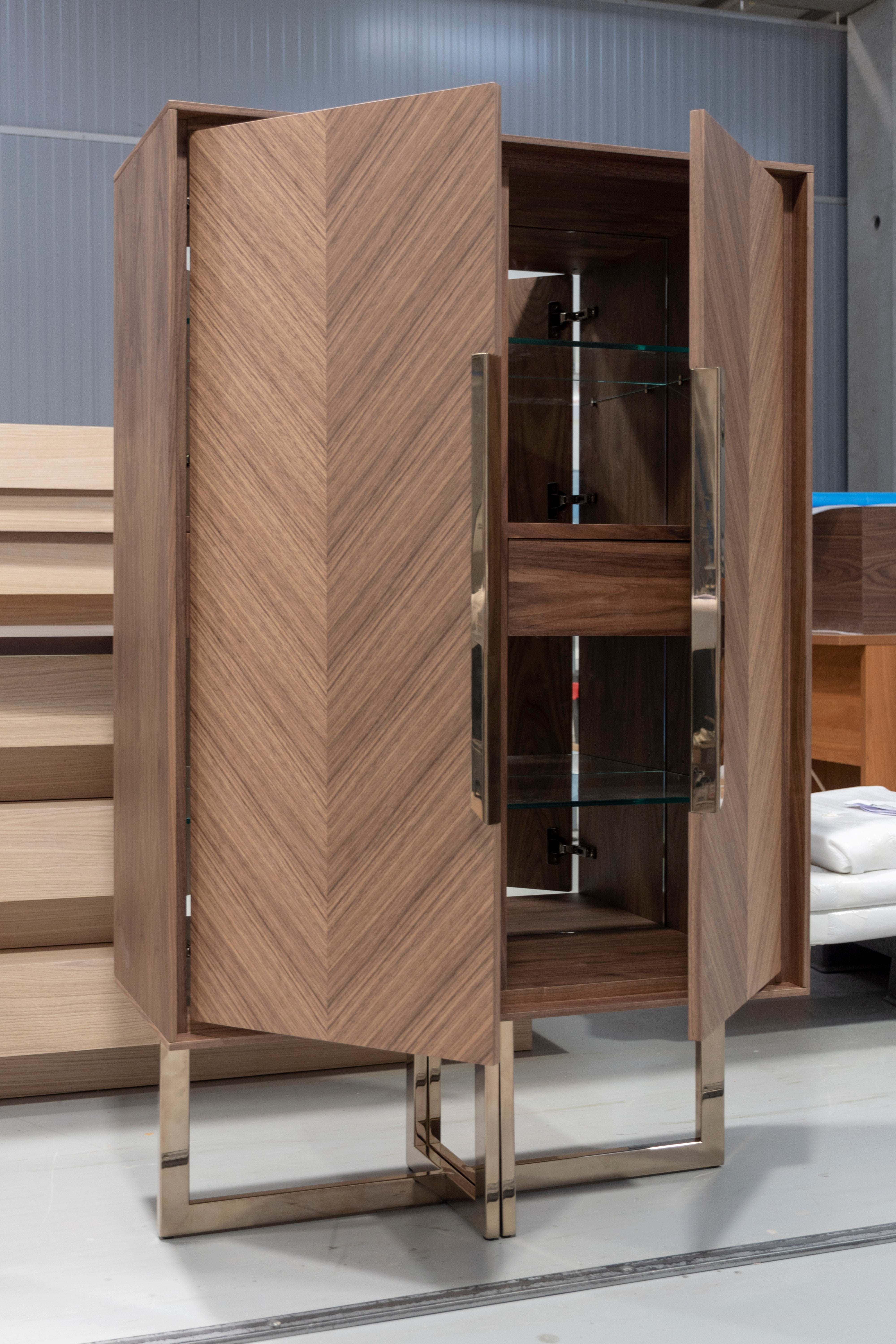 Wave - Natural Walnut