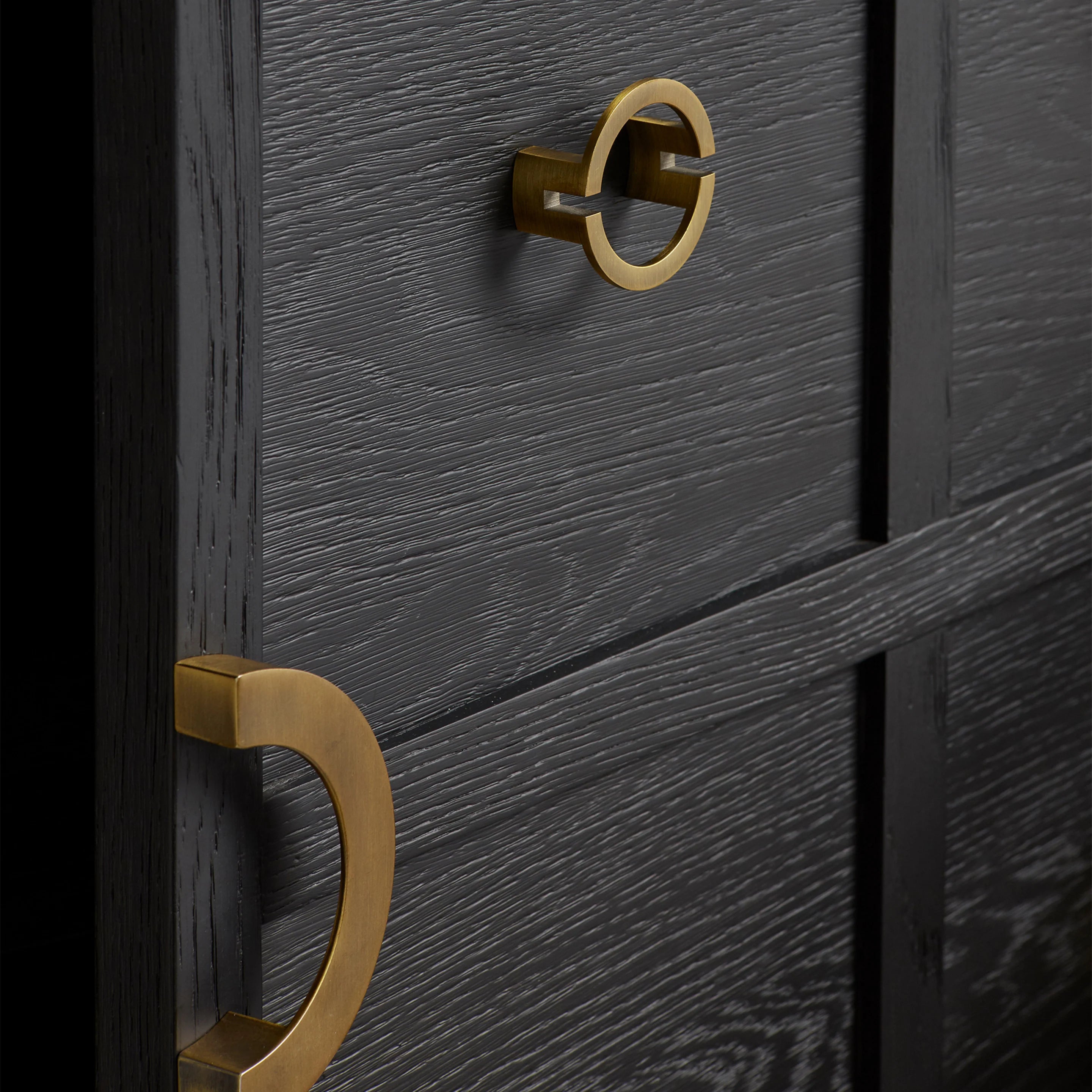 Atlas Drinks Cabinet